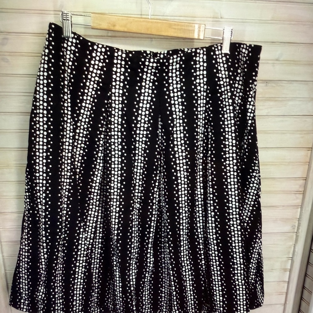 NWT Lane Bryant 16 Elegant Black and White Polka Dot Skirt